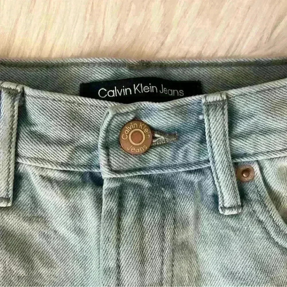 CK Jeans Calvin Klein Light Wash Denim Shorts 4 - Picture 2 of 7